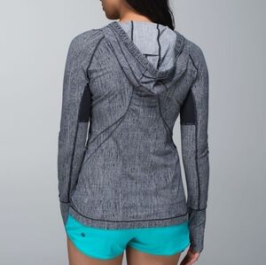 Lululemon Jacket 6 Water Bound Hoodie 1/4 Zip Pullover Hooded‎ Athleisure